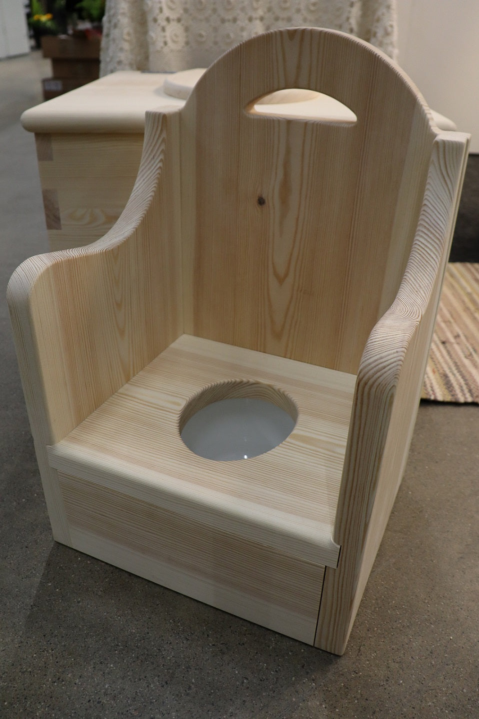 Wooden potty chair for children