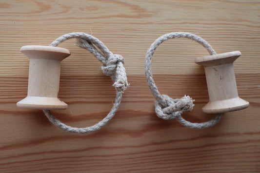 Key chain (vintage wooden yarn spool & hemp cord)